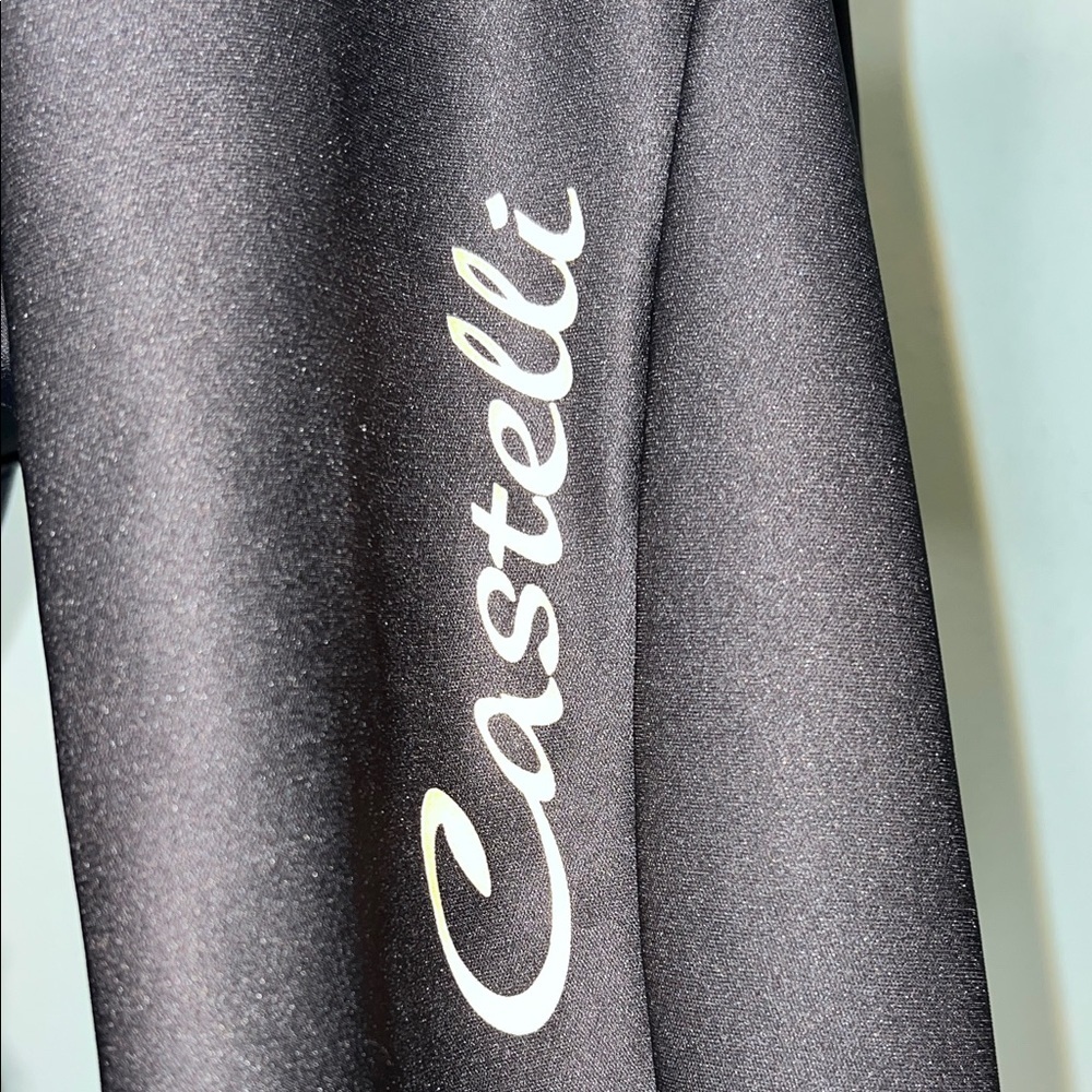 CastelliKiss3 Donna Biking Padded Women's Black Leggings Size M M13
$75 like New - Picture 2 of 10